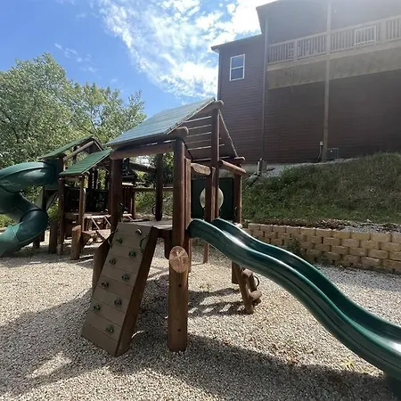 Rock And Timber Lodge Branson Exterior photo
